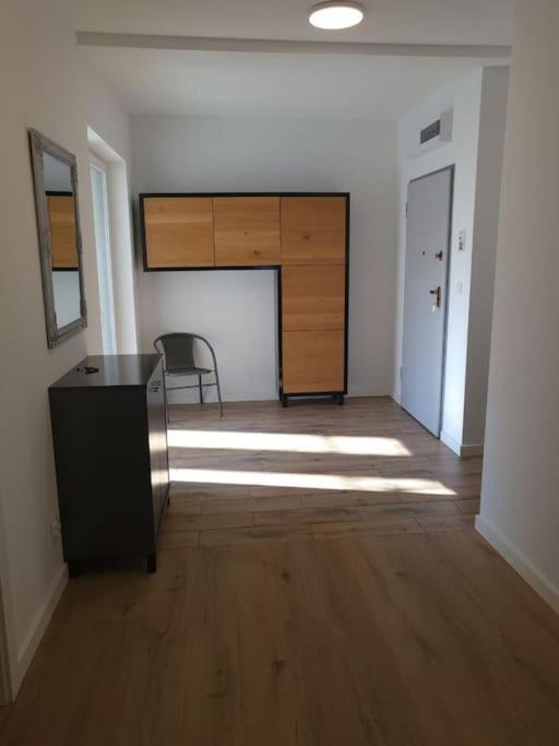 Ferienwohnung Duzy Apartament W Centrum - 3 Pokoje - Garaz Breslau Exterior foto